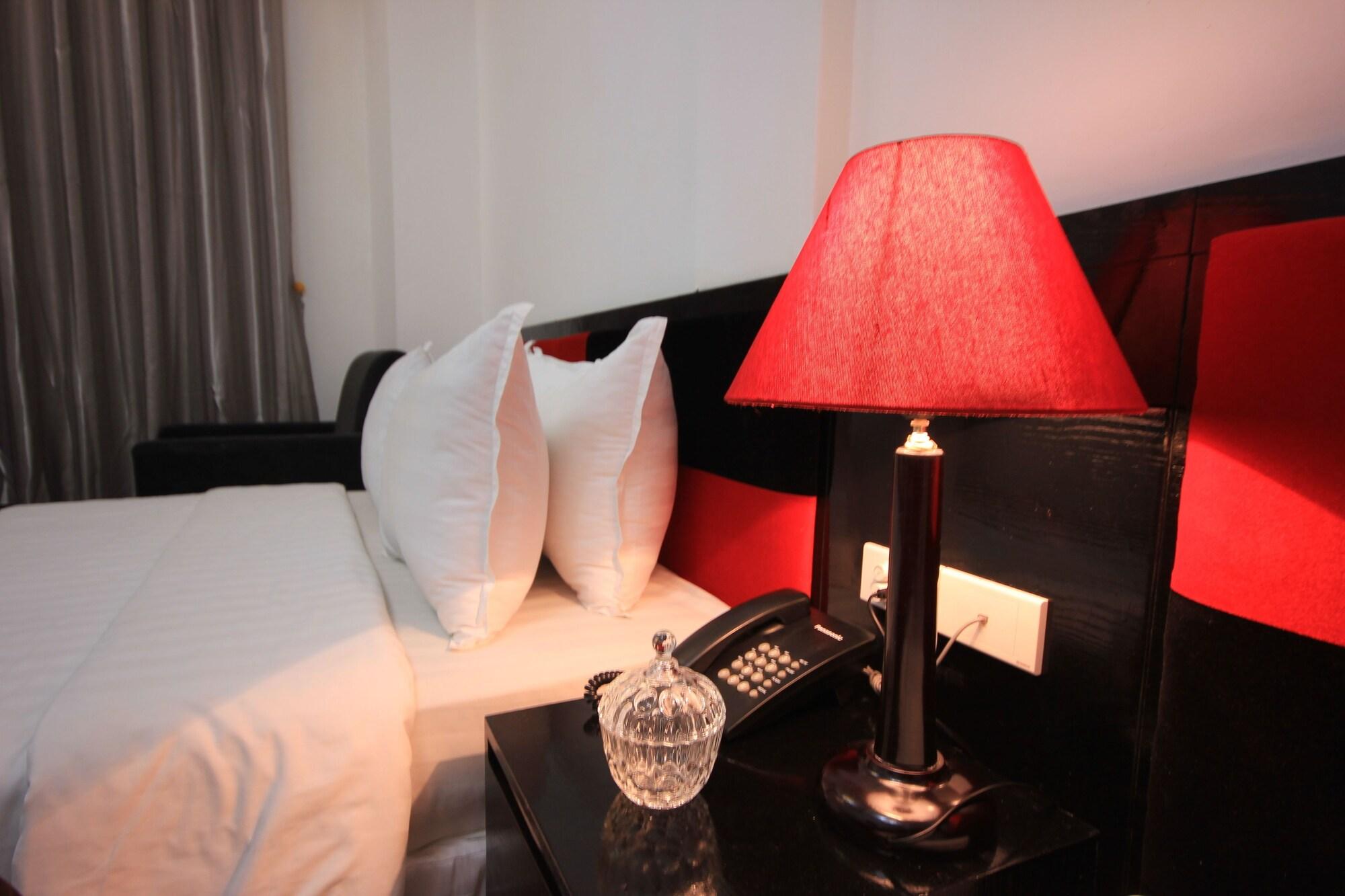 Hanoi Crystal Hotel ภายนอก รูปภาพ
