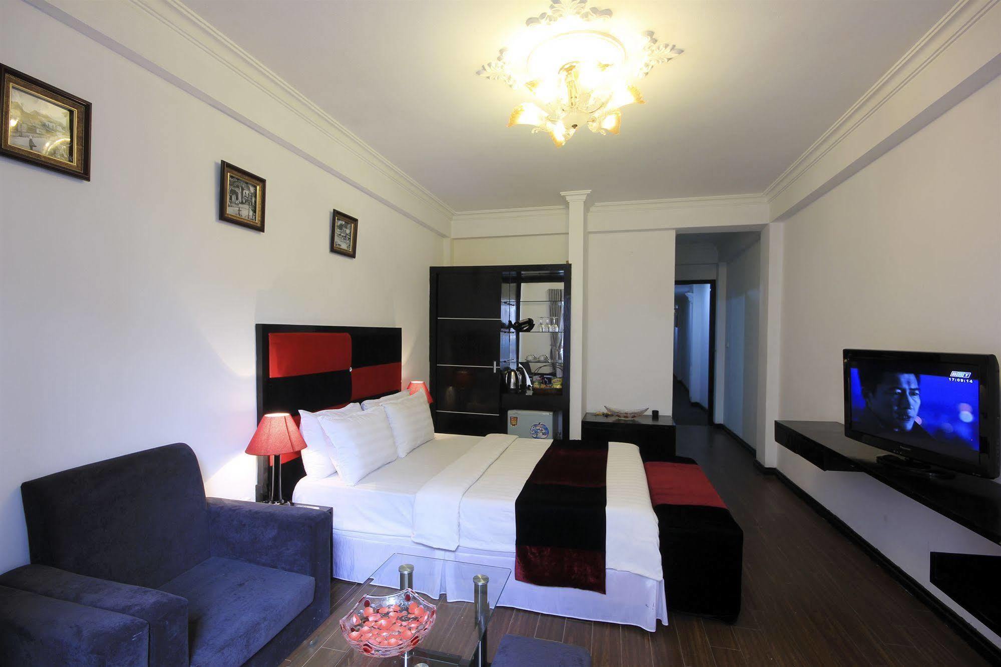 Hanoi Crystal Hotel ภายนอก รูปภาพ